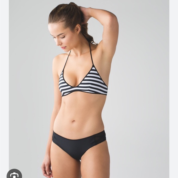 EUC Lululemon reversible bikini top sz 4. Can be worn halter or cross back. - Picture 3 of 5